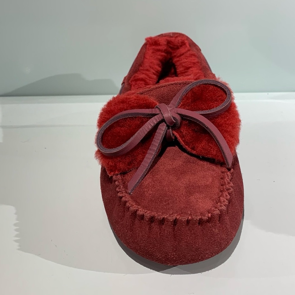 UGG Dakota Double Bow Moccasin - Picture 11 of 12